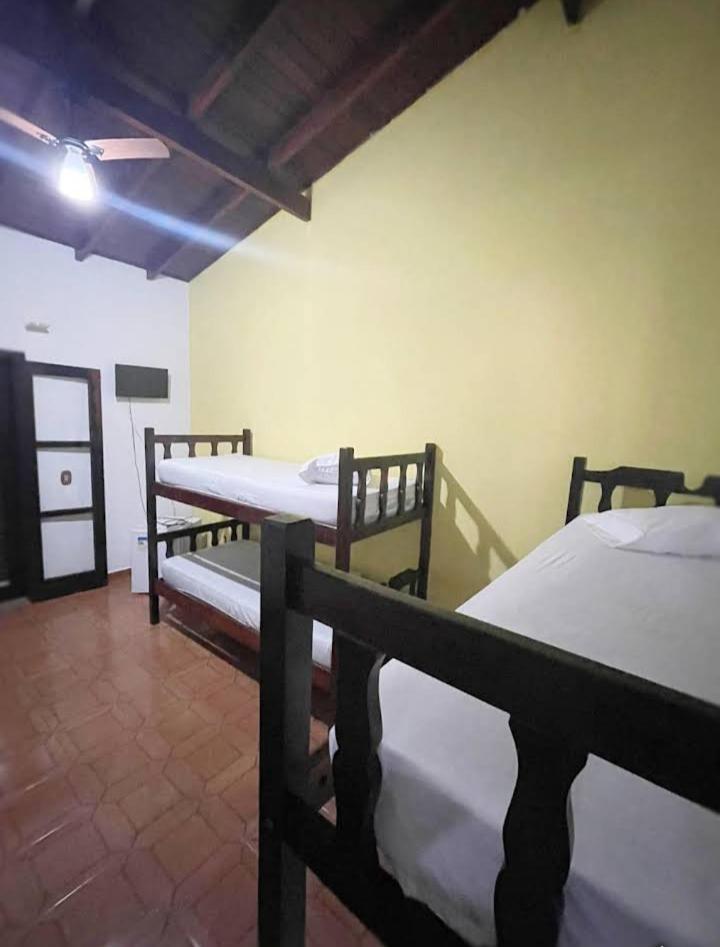 Hostel Lê Castelle Caraguatatuba Extérieur photo